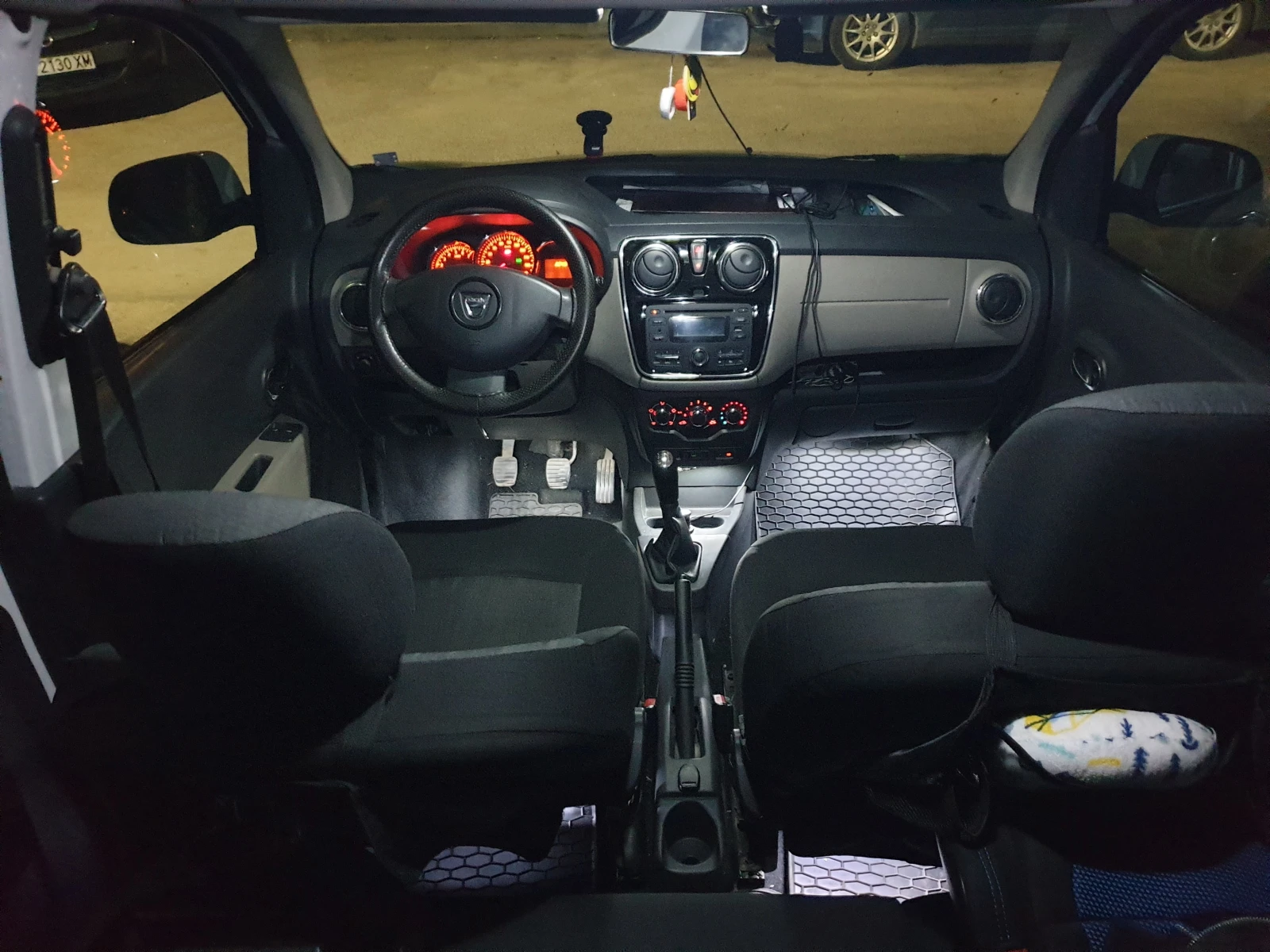 Dacia Dokker 1, 5 DCI, снимка 6 - Автомобили и джипове - 55690957
