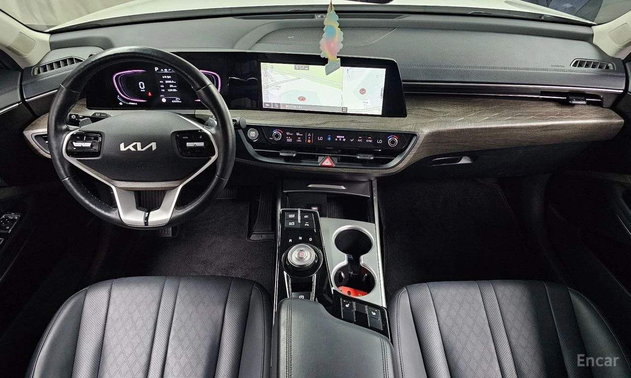Kia K8 3.8* LPG* ПОДГРЕВ* КАМЕРА* LANE* ASSIST* , снимка 6 - Автомобили и джипове - 55743161
