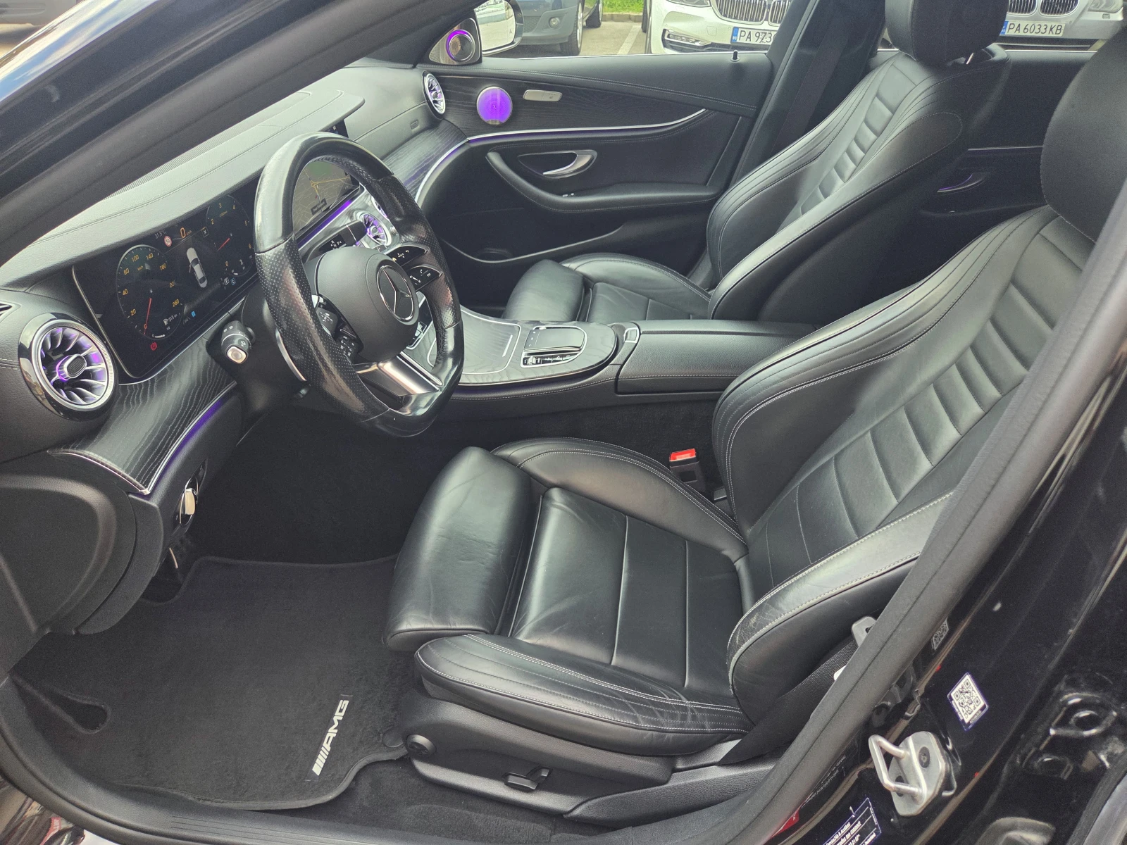 Mercedes-Benz E 220 d///AMG Line/BURMESTER/DIGITAL/DISTRONIC/NAVI/KAM, снимка 10 - Автомобили и джипове - 55790922
