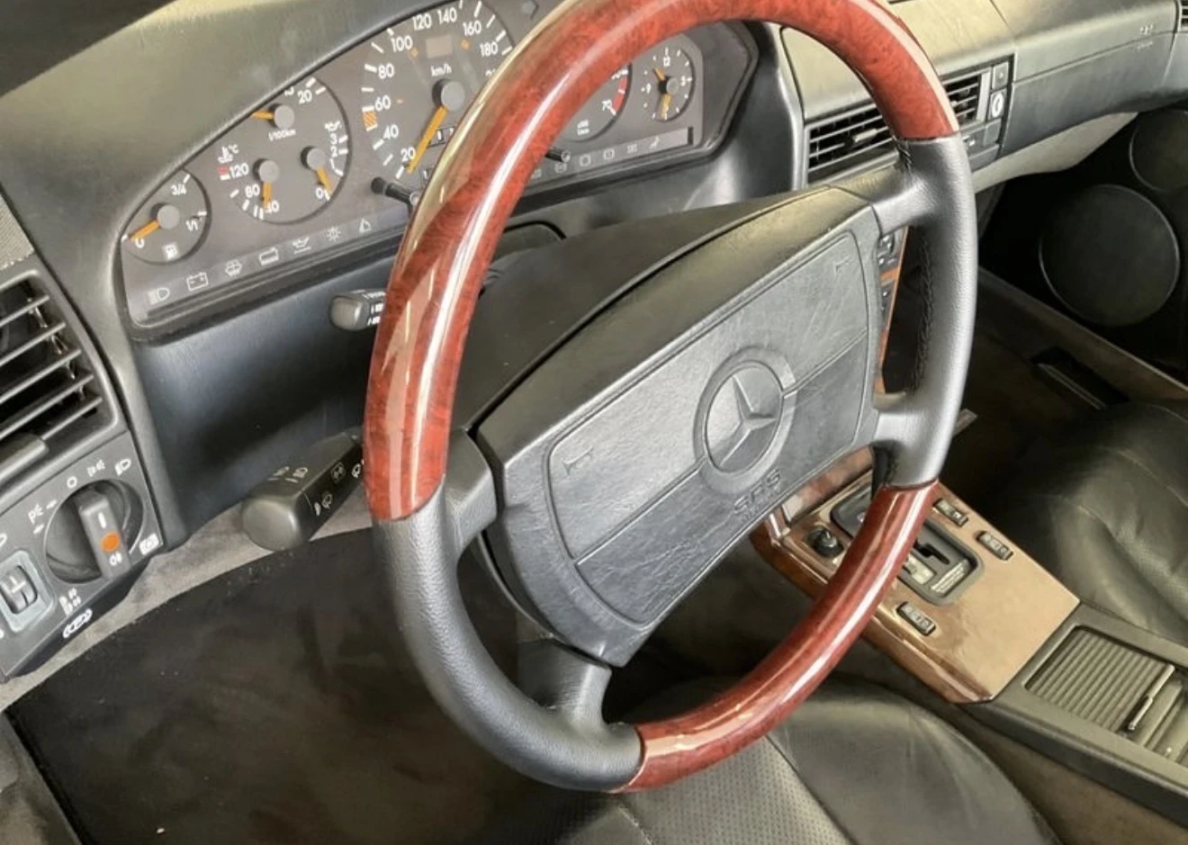 Mercedes-Benz SL SL-300 ТОП!!!, снимка 11 - Автомобили и джипове - 56326444