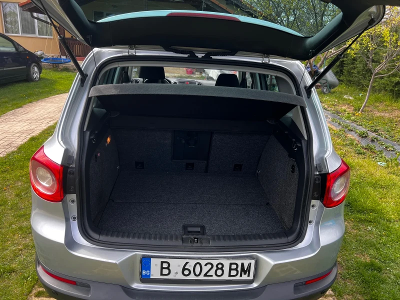 VW Tiguan 2, 0 td, снимка 5 - Автомобили и джипове - 51863404