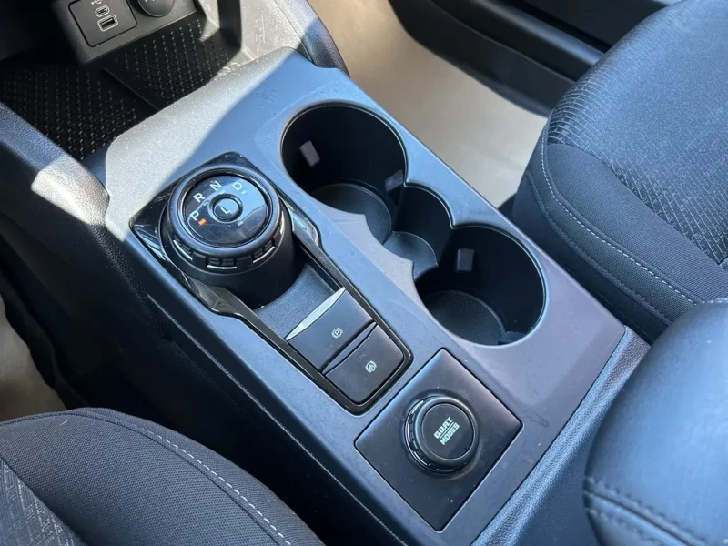 Ford Bronco Sport* 4x4* Кожа* Lane Assist* Wi-Fi Hotspot, снимка 14 - Автомобили и джипове - 53406053