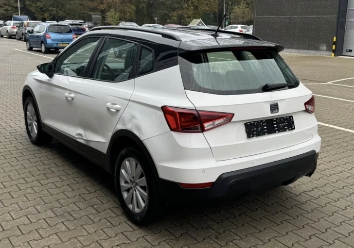 Seat Arona Arona 1.0 TSI 2018 Style , снимка 4 - Автомобили и джипове - 47969928