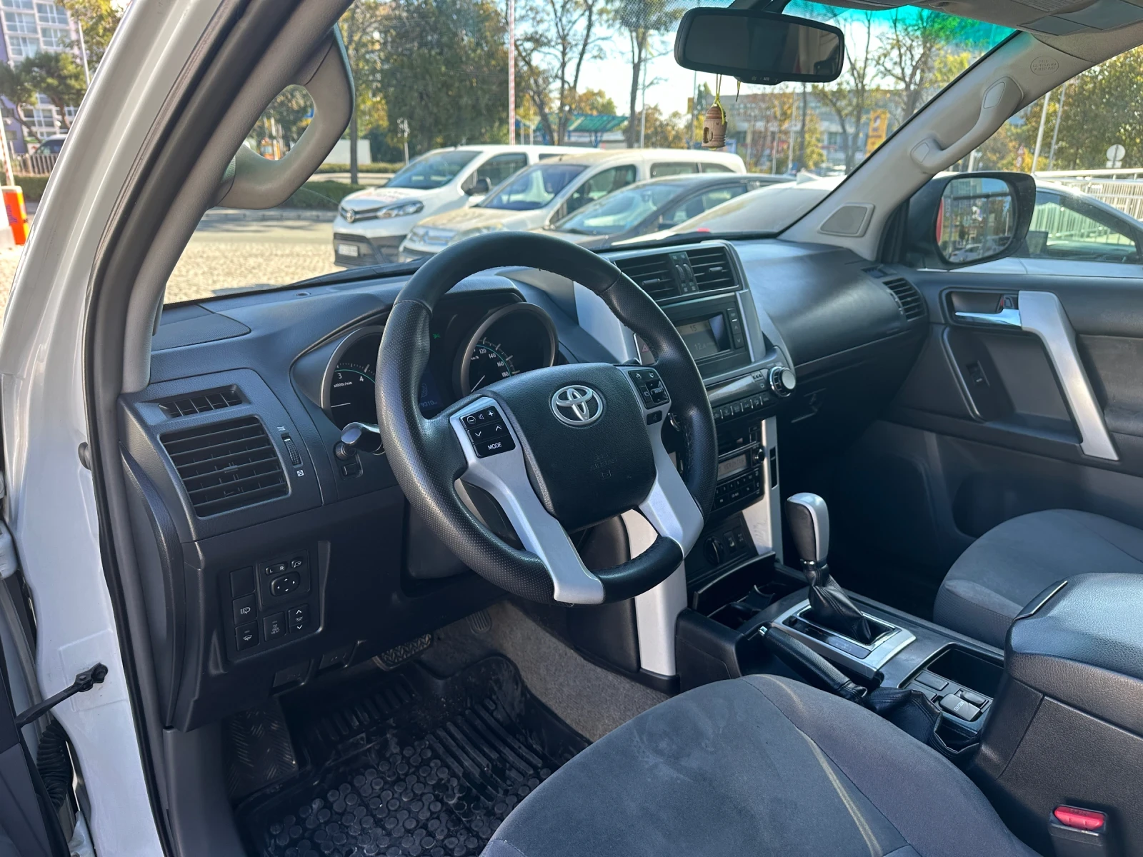 Toyota Land cruiser 3.0D* 237hp* 4X4* 60th Anniversary* LED* 179.000km - изображение 7