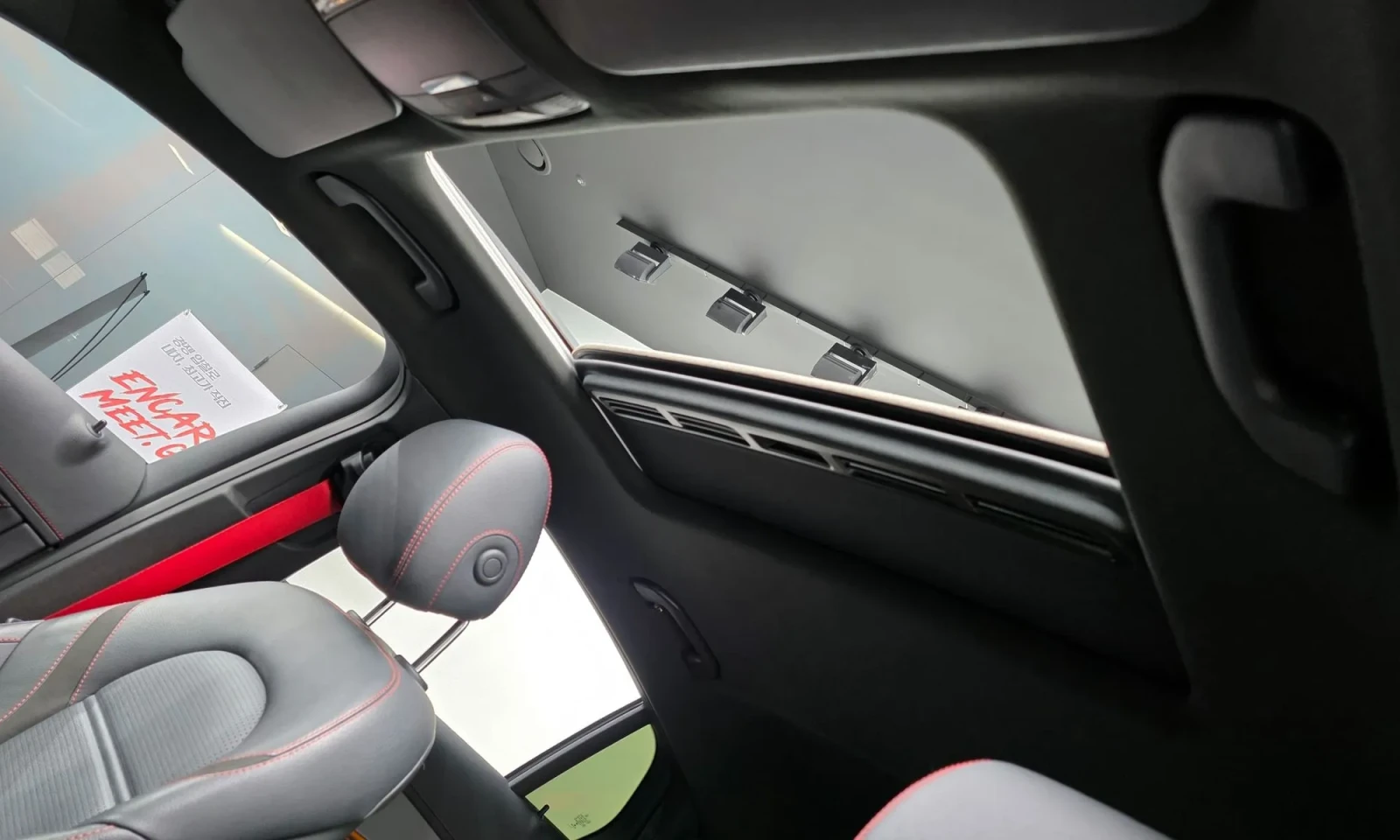 Mercedes-Benz GLC 43 AMG COUPE / ВЪЗДУХ / DISTRONIC / 360 / HUD / BURMESTER, снимка 13 - Автомобили и джипове - 54059870