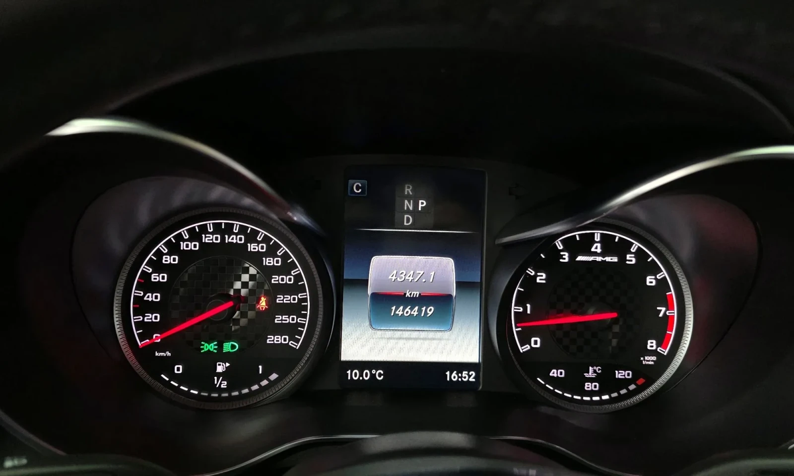 Mercedes-Benz GLC 43 AMG COUPE / ВЪЗДУХ / DISTRONIC / 360 / HUD / BURMESTER, снимка 6 - Автомобили и джипове - 54059870