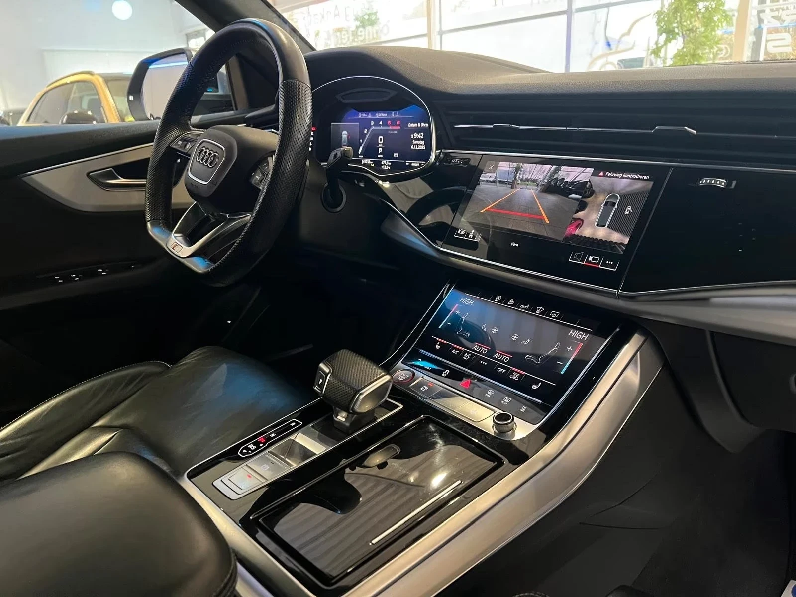Audi SQ8 40 TDI Quattro S-line, снимка 12 - Автомобили и джипове - 54467747