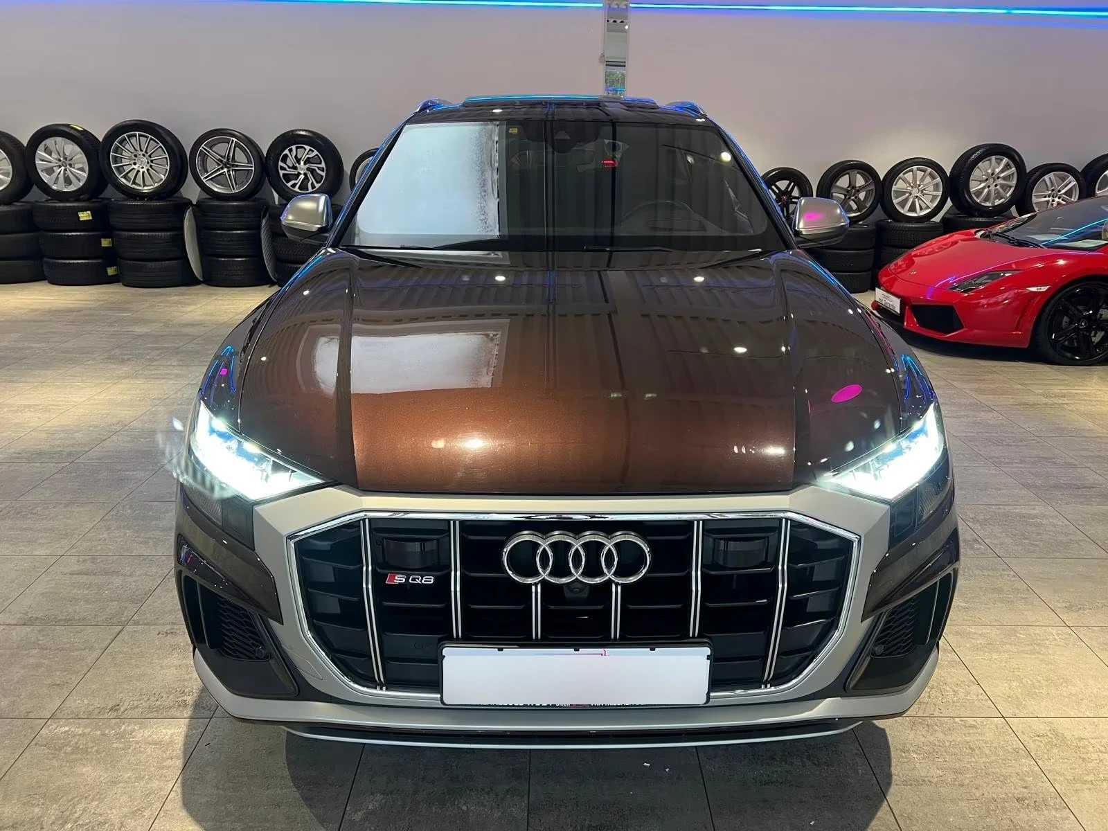 Audi SQ8 40 TDI Quattro S-line, снимка 2 - Автомобили и джипове - 54467747