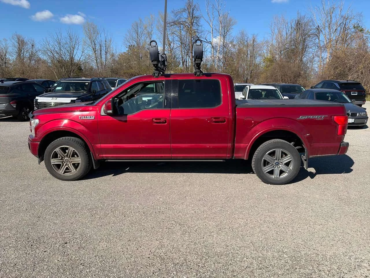 Ford F150 * LARIAT 4WD SuperCrew 5.5' Box* PANO* KEYLESS, снимка 2 - Автомобили и джипове - 54477535