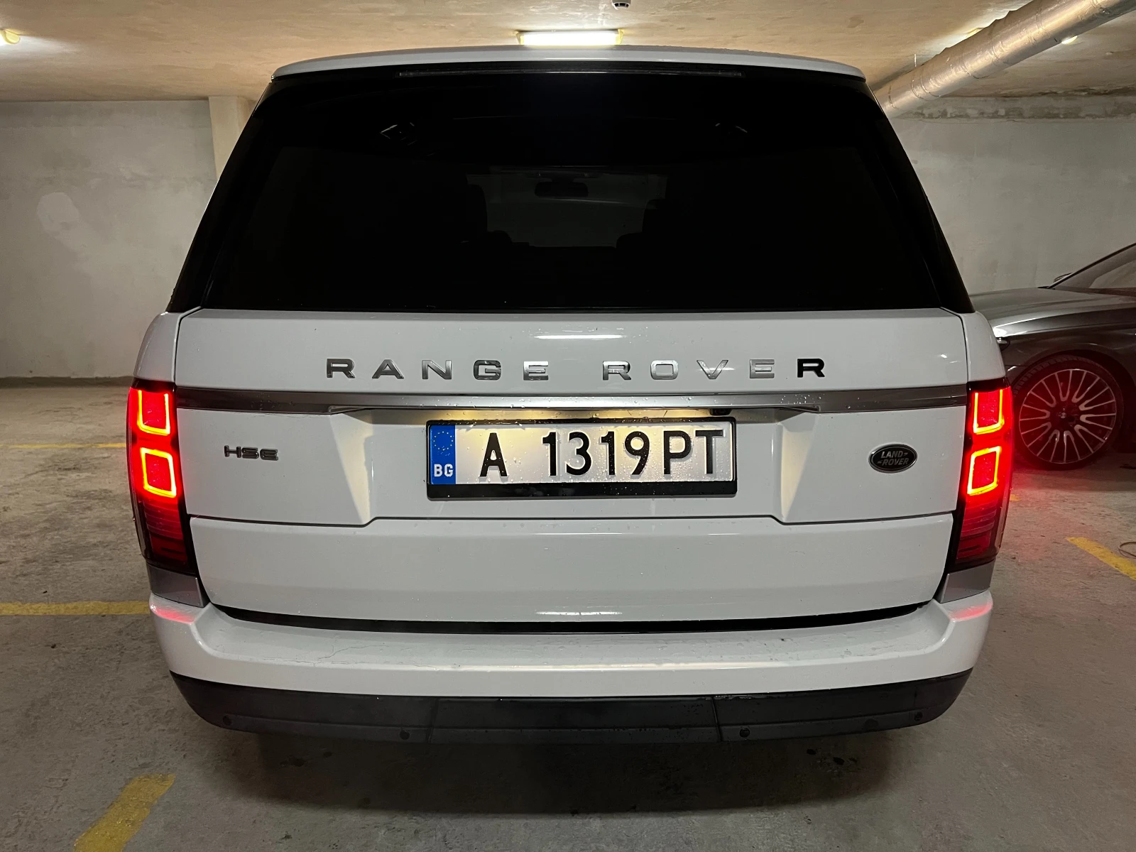 Land Rover Range rover Vogue 5.0 V8 2015/ 166 000км /РЕГИСТРИРАНА/ ЛИЗИНГ, снимка 5 - Автомобили и джипове - 54610860