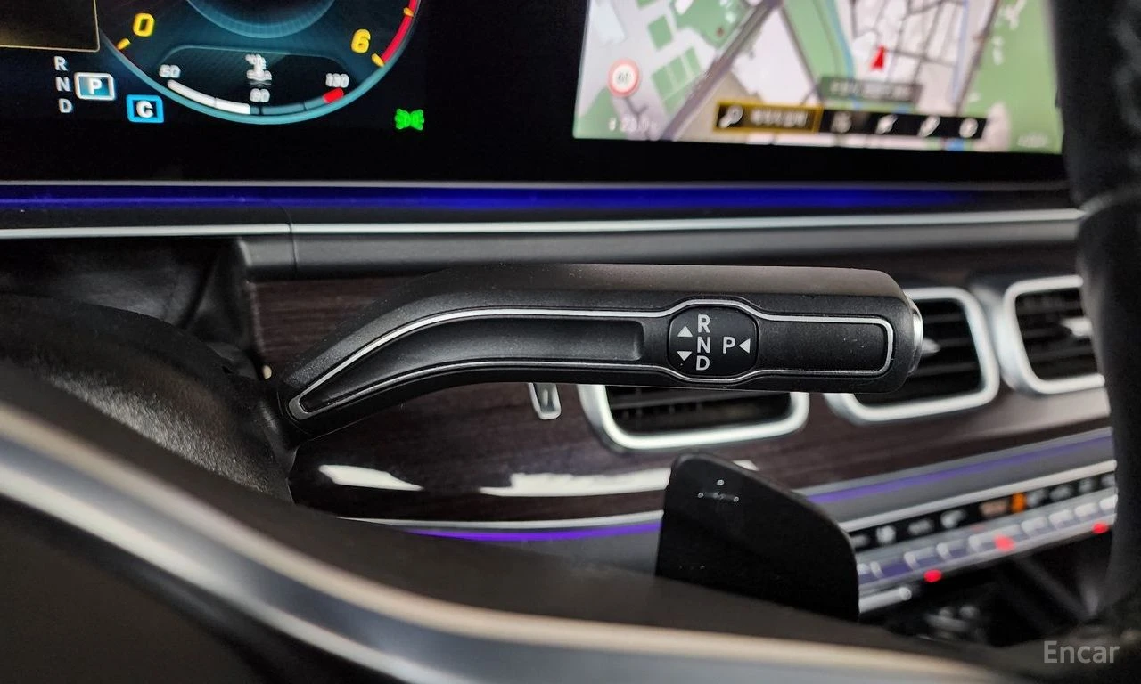 Mercedes-Benz GLE 400 BURMESTER * HEAD-UP * ДИСТРОНИК * ПАНО, снимка 10 - Автомобили и джипове - 55540333
