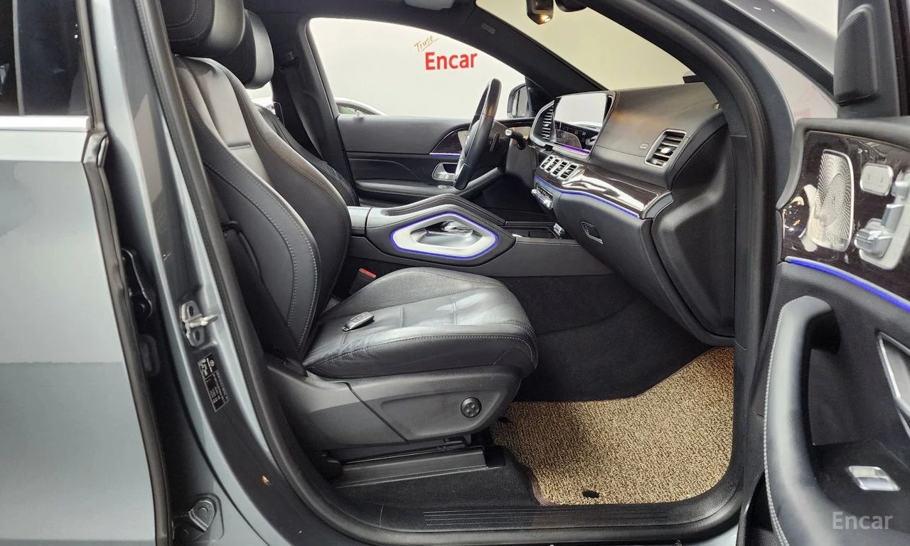 Mercedes-Benz GLE 400 BURMESTER * HEAD-UP * ДИСТРОНИК * ПАНО, снимка 12 - Автомобили и джипове - 55540333