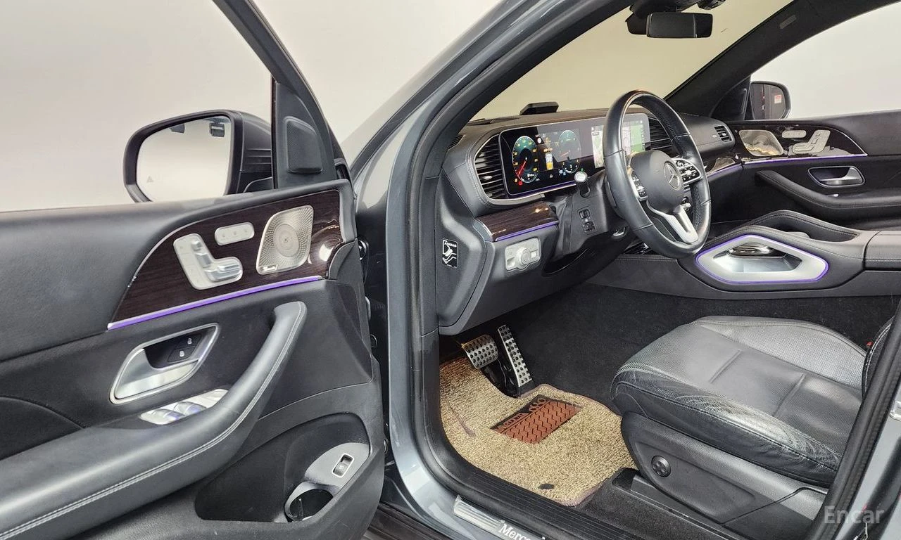 Mercedes-Benz GLE 400 BURMESTER * HEAD-UP * ДИСТРОНИК * ПАНО, снимка 11 - Автомобили и джипове - 55540333