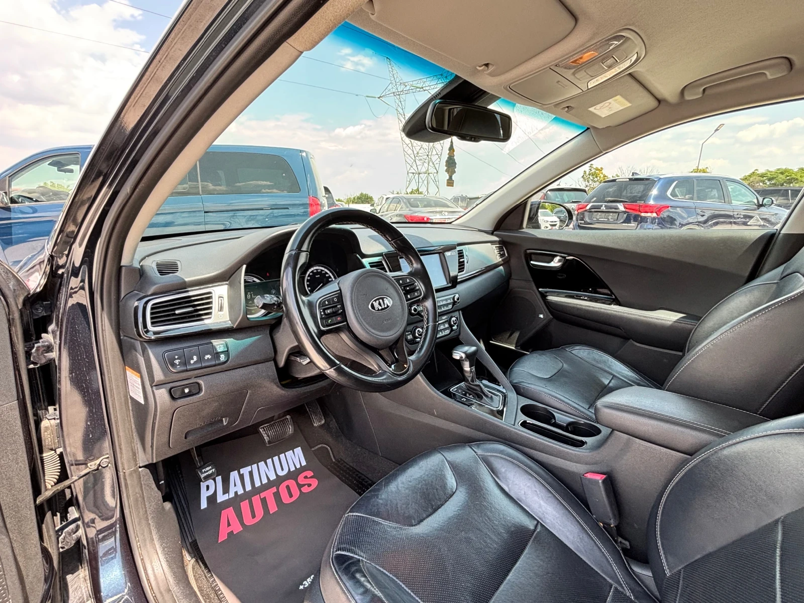 Kia Niro 1.6HYBRID/GDI/NAVI/170X.KM, снимка 5 - Автомобили и джипове - 55603178