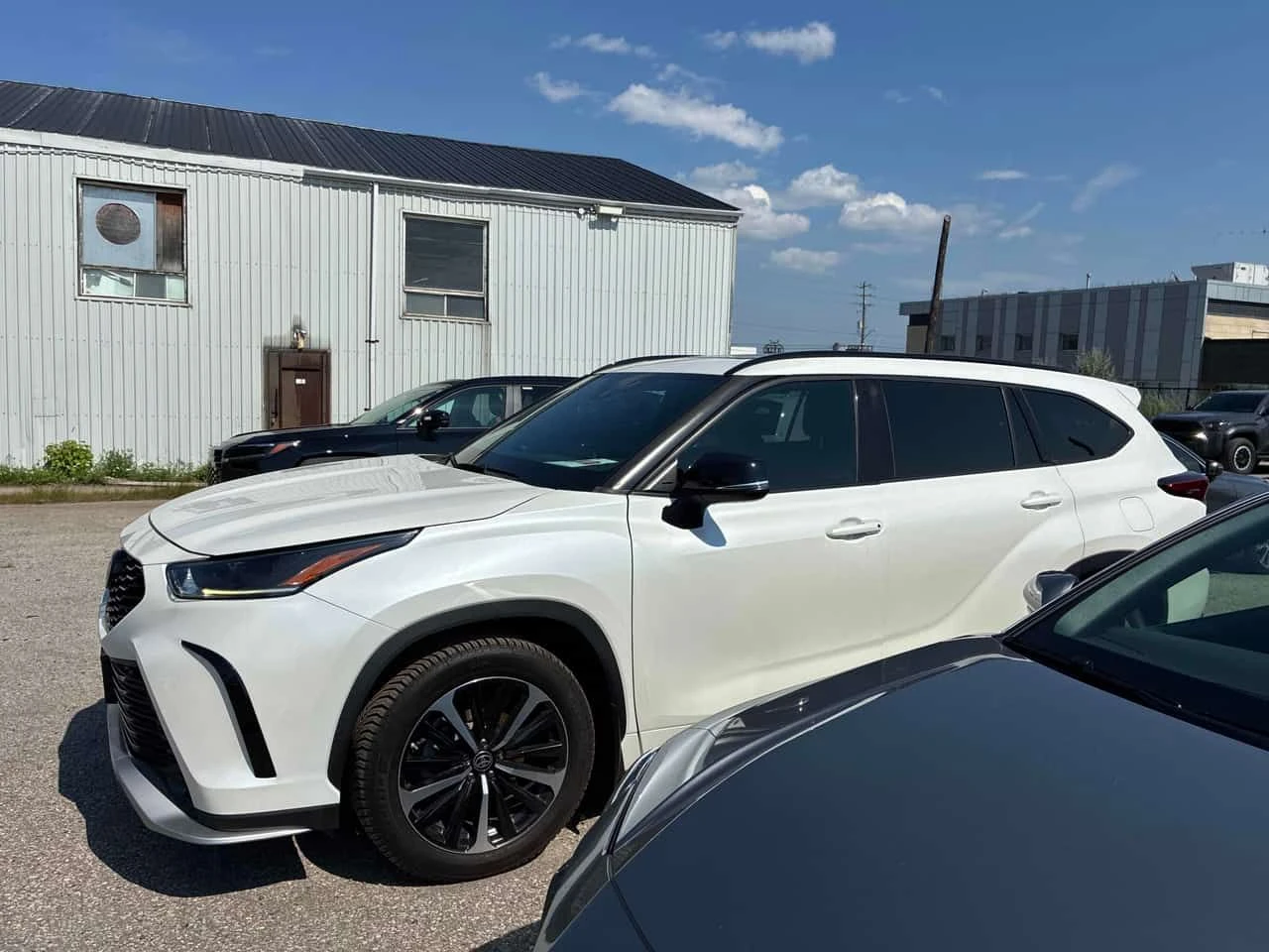 Toyota Highlander * XSE* АВТОКРЕДИТ БЕЗ ПЪРВОНАЧАЛНА ВНОСКА* , снимка 2 - Автомобили и джипове - 55680395