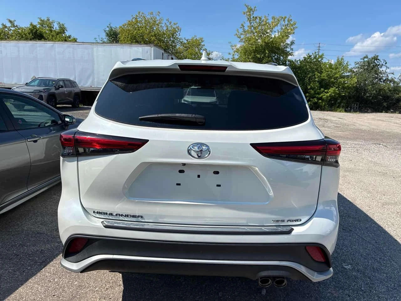 Toyota Highlander * XSE* АВТОКРЕДИТ БЕЗ ПЪРВОНАЧАЛНА ВНОСКА* , снимка 4 - Автомобили и джипове - 55680395