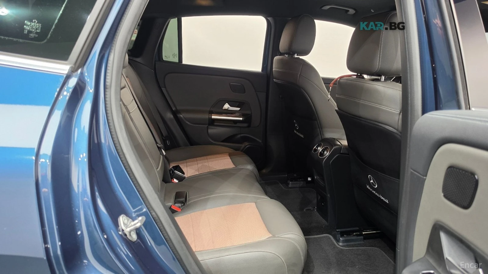 Mercedes-Benz EQA 250 | DISTRONIC | DIGITAL, снимка 11 - Автомобили и джипове - 56083859