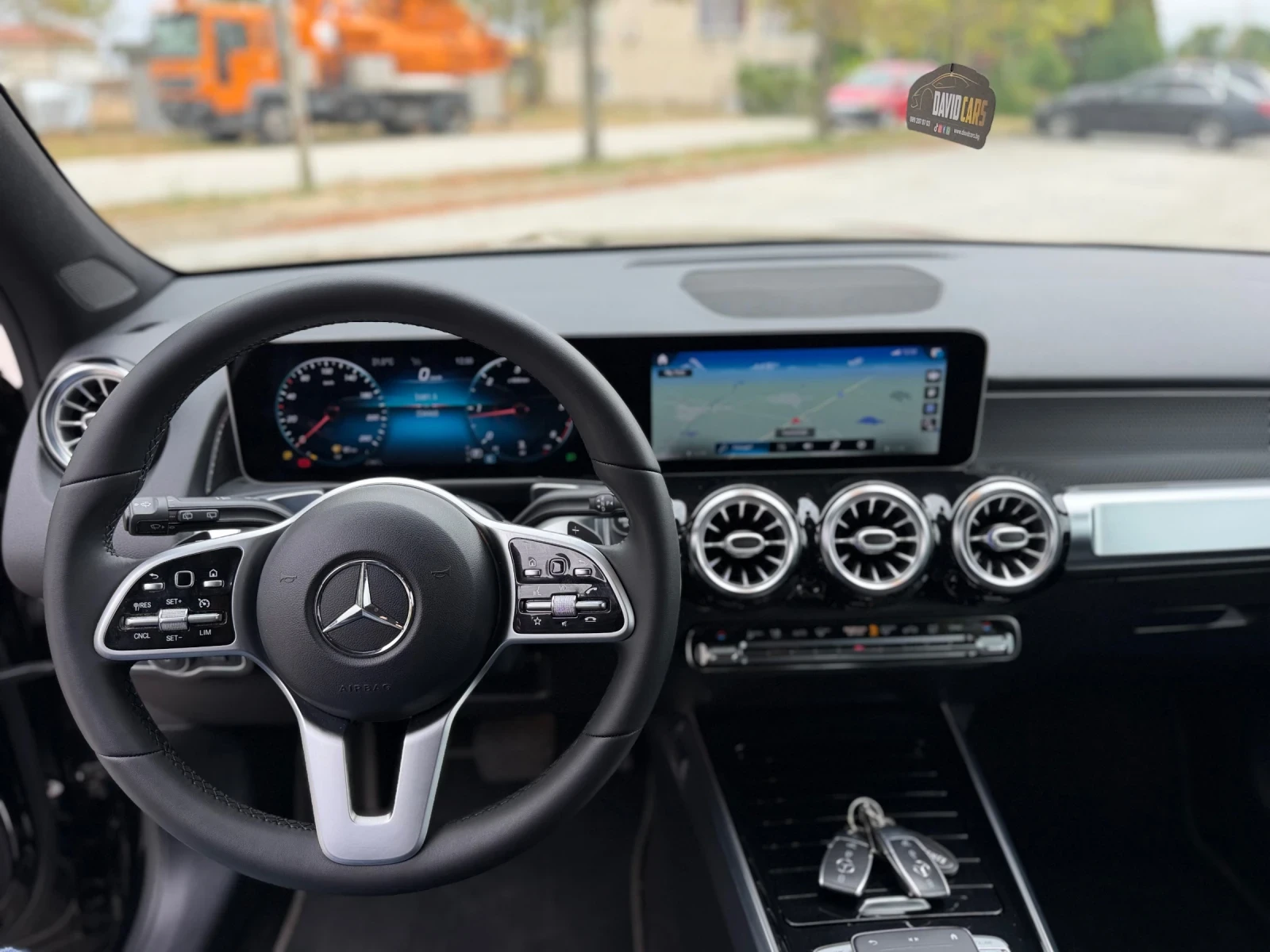 Mercedes-Benz GLB 200 KEYLESS/DISTRONIC/8G-Tronic/НОВ ВНОС/, снимка 10 - Автомобили и джипове - 56232987