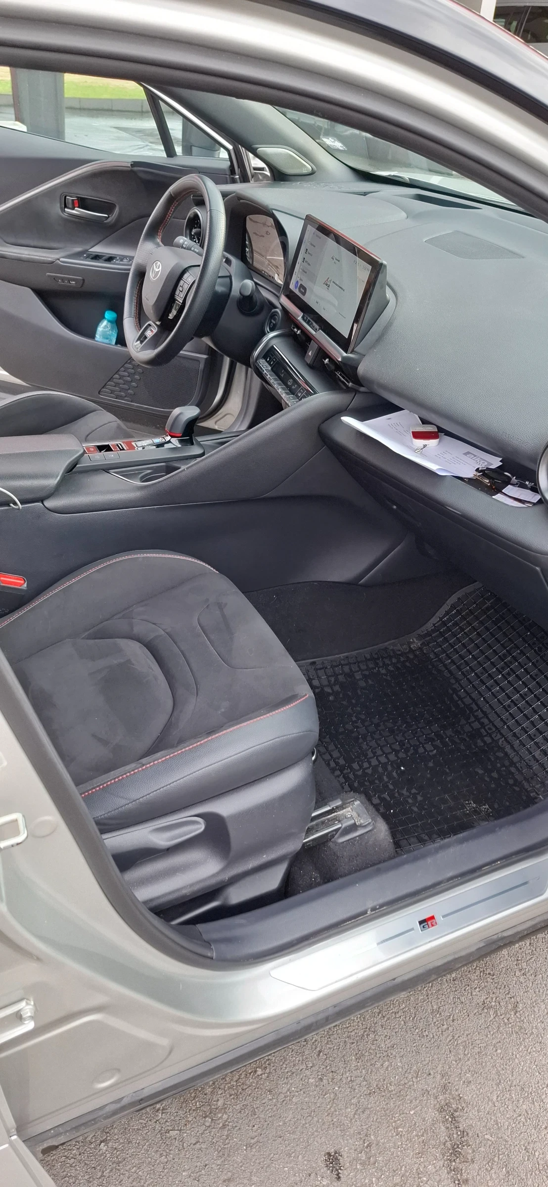 Toyota C-HR GR SPORT, снимка 9 - Автомобили и джипове - 56273841