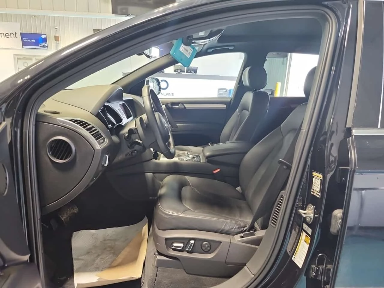Audi Q7 * Quattro 4dr 3.0l Premium * CARFAX *  | Mobile.bg � ����������� 6