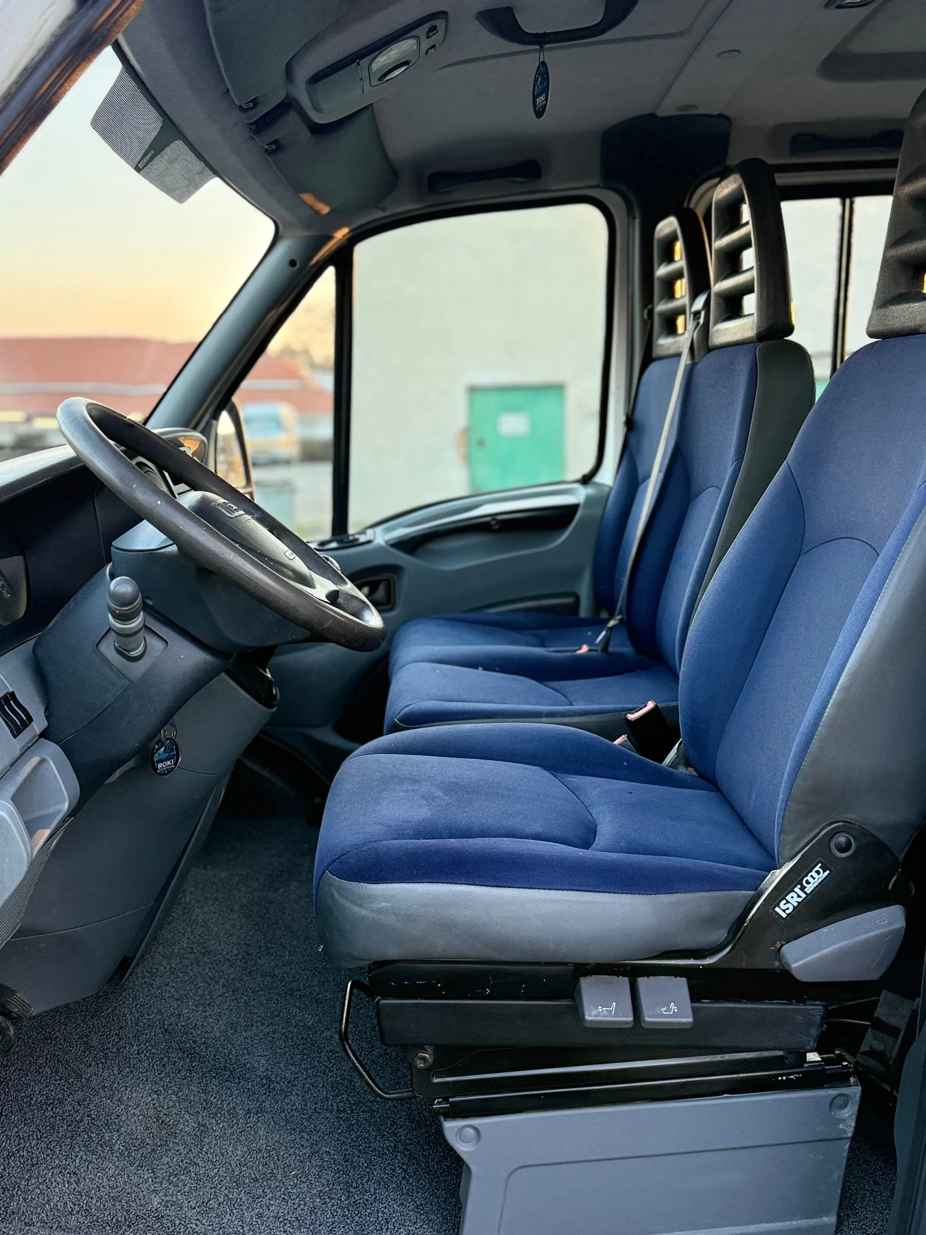 Iveco Daily 35S14 2.3 136 6+ 1 199, 700 km 100% Реални, снимка 9 - Бусове и автобуси - 53750272