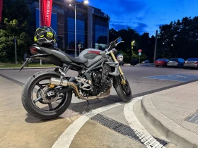     Triumph Street Triple 675