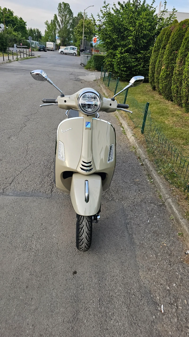 Vespa 125 GTS Euro 5+ , снимка 2 - Мотоциклети и мототехника - 49605910