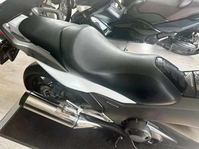 Honda Integra 750i ABS 08.2015г., снимка 3 - Мотоциклети и мототехника - 50524433