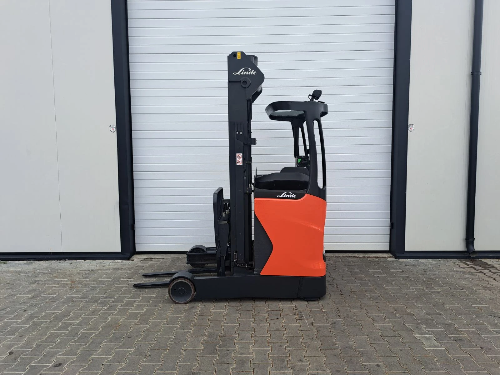 Електрокар Linde R14, снимка 1