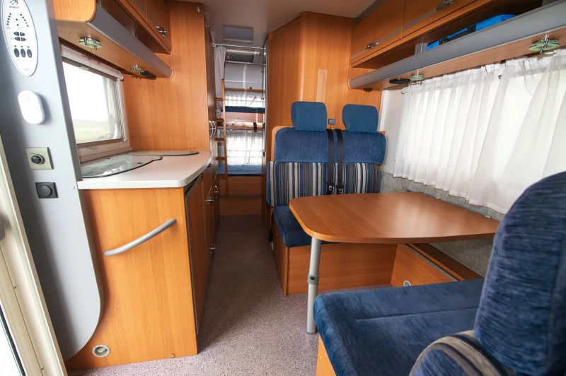 Кемпер Fiat KNAUS SPORT Не различим от нов!, снимка 10 - Каравани и кемпери - 49911276