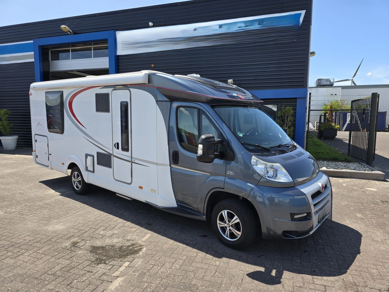 Кемпер Burstner Nexxo BT 740