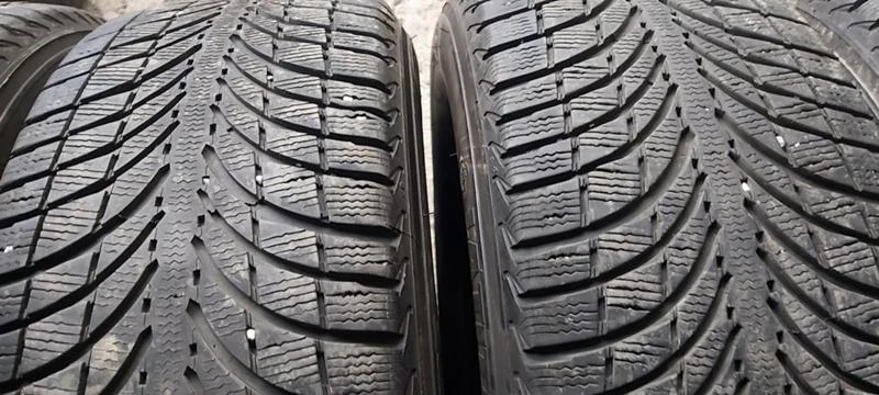 Гуми Зимни 255/60R18, снимка 4 - Гуми и джанти - 35130793