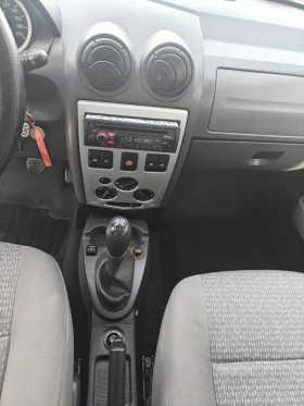 Dacia Logan 6+ 1 ГАЗ КЛИМА, снимка 6