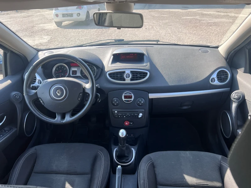 Renault Clio 1.2i klima евро 5, снимка 10 - Автомобили и джипове - 47429739