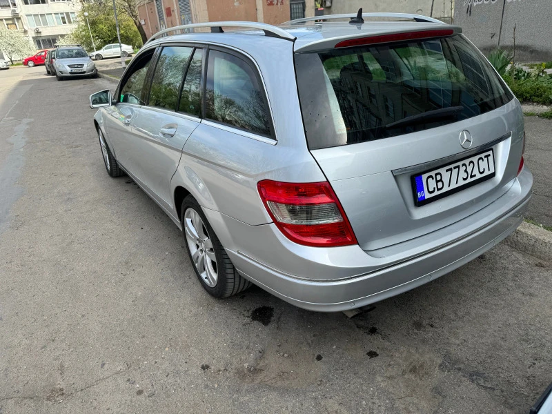 Mercedes-Benz C 180 Kompressor, снимка 5 - Автомобили и джипове - 47550884