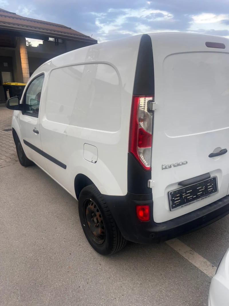 Renault Kangoo 1.5DCI KLIMATIK, снимка 4 - Автомобили и джипове - 47335608