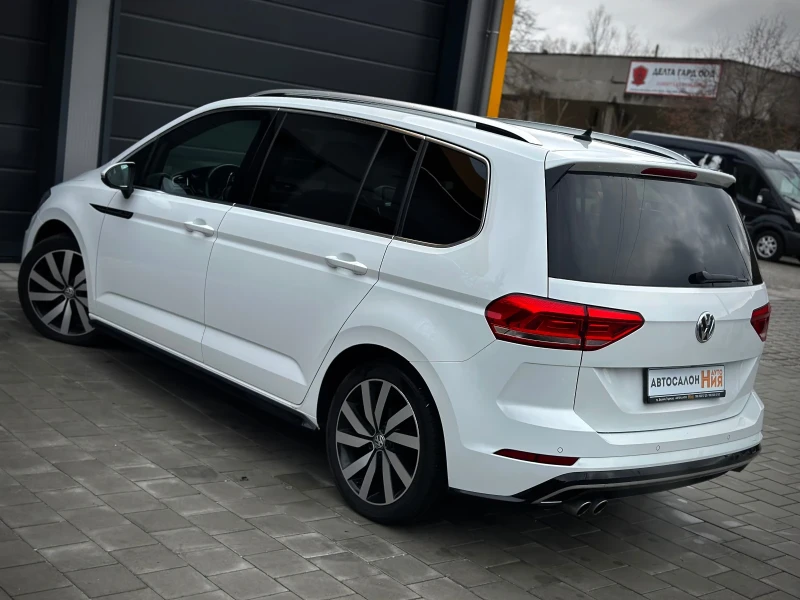 VW Touran 2.0TDI * 3xRline* DSG* LED* , снимка 4 - Автомобили и джипове - 48210906