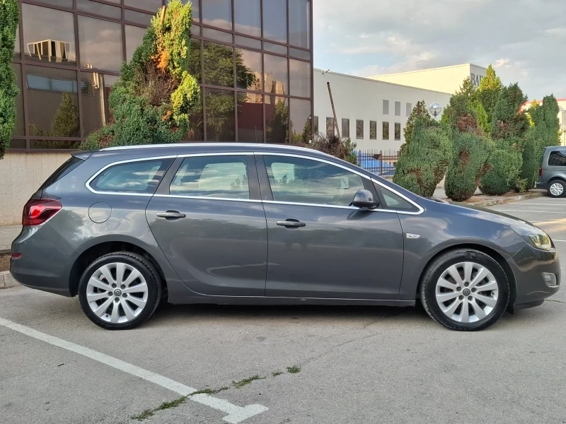 Opel Astra 1.7CDTI 110hp * КЛИМАТРОНИК * ИТАЛИЯ * EURO 5 * , снимка 3 - Автомобили и джипове - 51231255