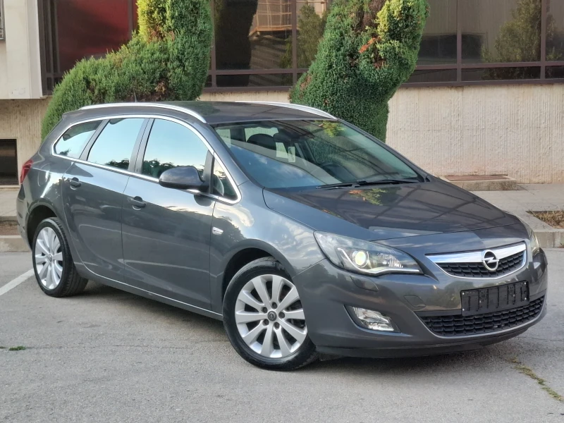 Opel Astra 1.7CDTI 110hp * КЛИМАТРОНИК * ИТАЛИЯ * EURO 5 * , снимка 8 - Автомобили и джипове - 51231255