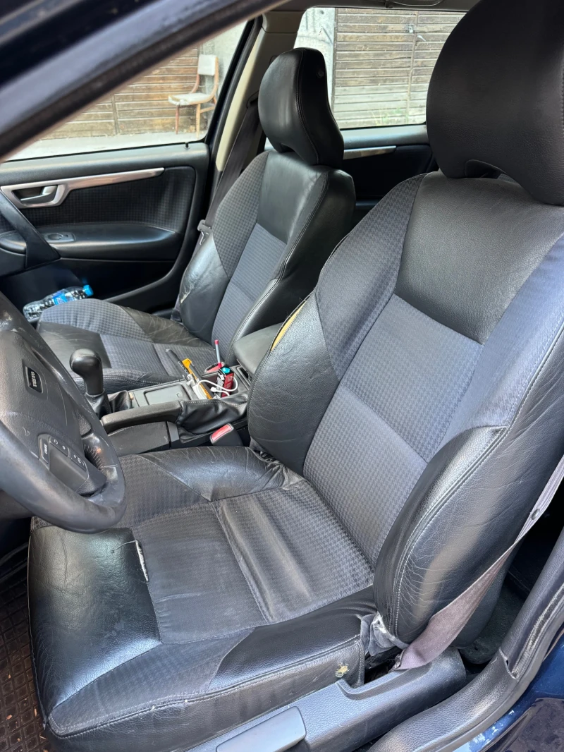 Volvo V70, снимка 8 - Автомобили и джипове - 51947860