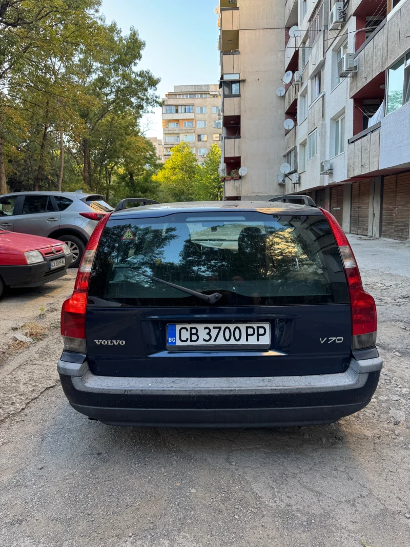 Volvo V70, снимка 3 - Автомобили и джипове - 51947860