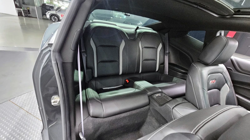 Chevrolet Camaro S6 6.2 V8, снимка 12 - Автомобили и джипове - 51903275