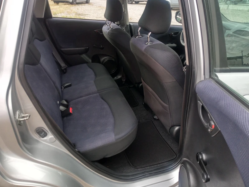 Honda Jazz 1.2 i-VTEC S GG5, снимка 16 - Автомобили и джипове - 51914558