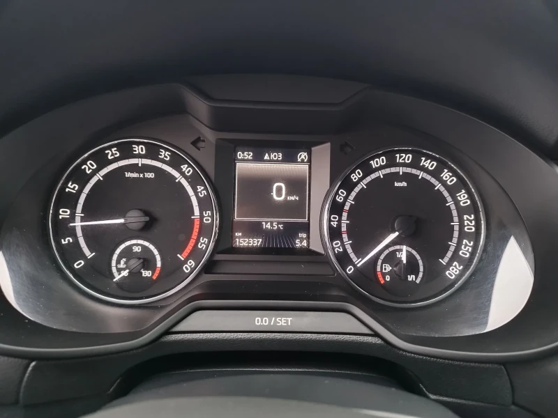 Skoda Octavia 2.0 Tdi VRS, снимка 11 - Автомобили и джипове - 52019279