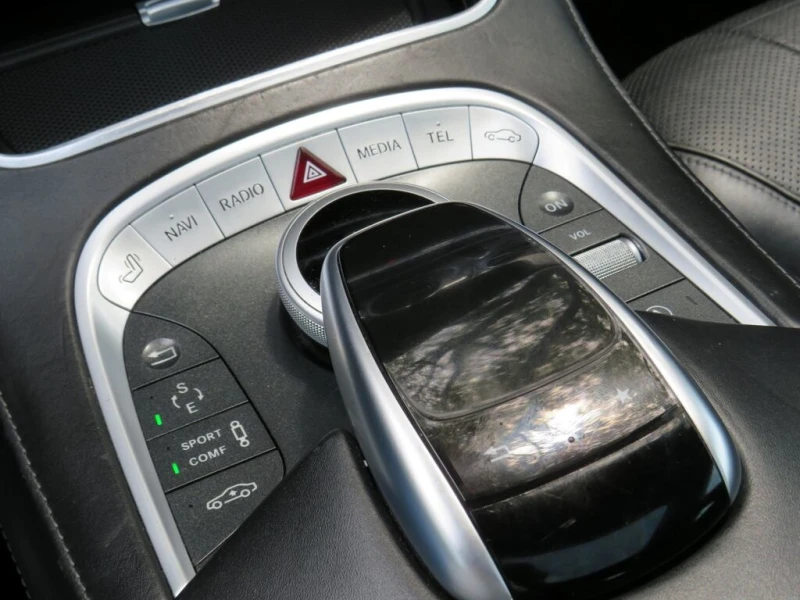 Mercedes-Benz S 550 4MATIC * * CARFAX * * АВТОКРЕДИТ * * , снимка 15 - Автомобили и джипове - 52513835