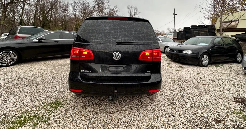 VW Touran 105к.с 6+ 1, снимка 4 - Автомобили и джипове - 52567369