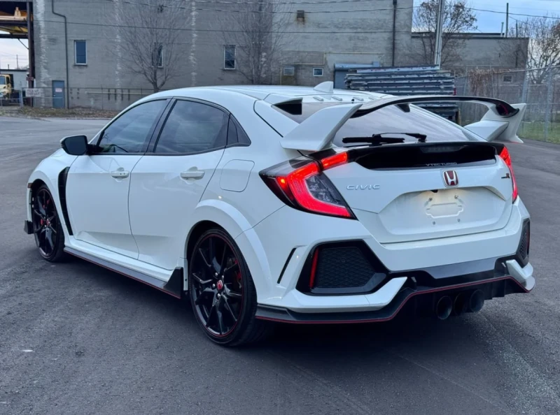 Honda Civic TYPE R * * CARFAX * * АВТО КРЕДИТ * * , снимка 5 - Автомобили и джипове - 52891639