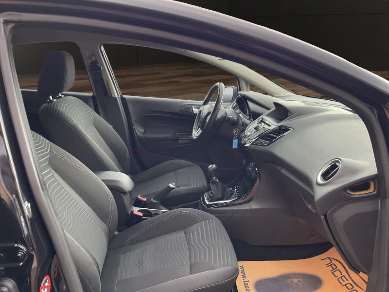 Ford Fiesta 1.5DCI TITANIUM, снимка 11 - Автомобили и джипове - 52990800