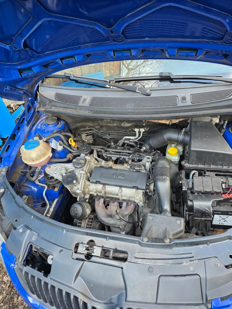 Skoda Fabia 1.2i 70кс топ, снимка 12 - Автомобили и джипове - 53478100