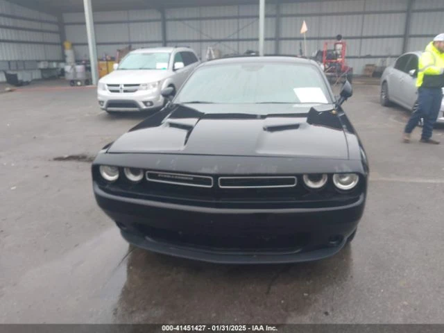 Dodge Challenger SXT* 3.6* V6* * 8ZF* ПОДГРЕВ* КАМЕРА* КЕЙЛЕС, снимка 7 - Автомобили и джипове - 49264019